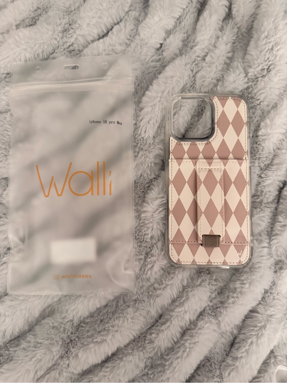 iPhone 16 pro max Walli Diamond Pattern iPhone  with Hand Strap
